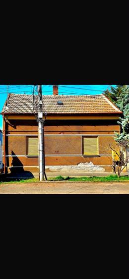 Casă cu 2 camere în Pârneava
