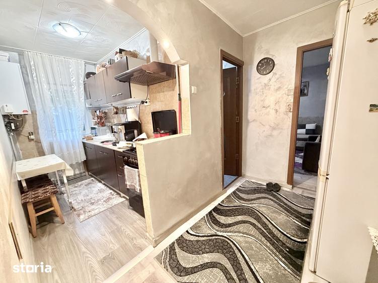 Apartament cu 2 camere nedecomandat în 7 Noiembrie