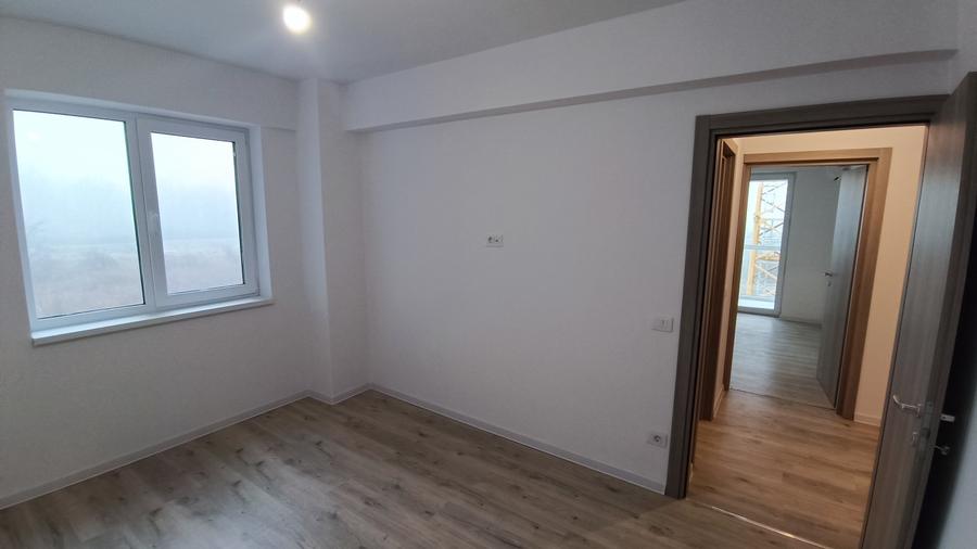 Apartament cu 2 camere decomandat în Calea Moldovei