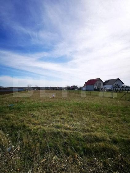 Teren Construcții intravilan de 2500 mp, în Siret