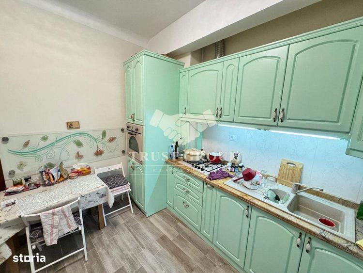 Apartament cu 3 camere decomandat în Dorobanți