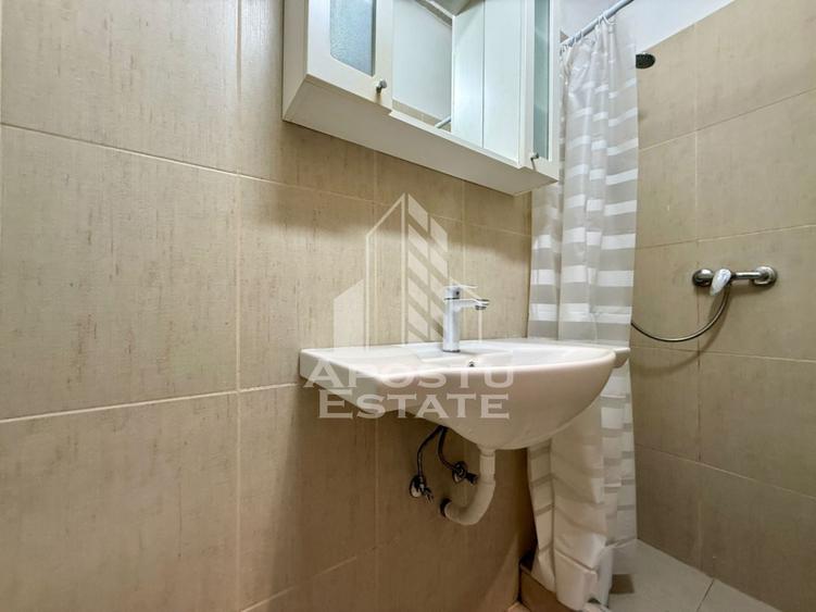 Apartament cu 2 camere nedecomandat, mobilat în P-ța Unirii