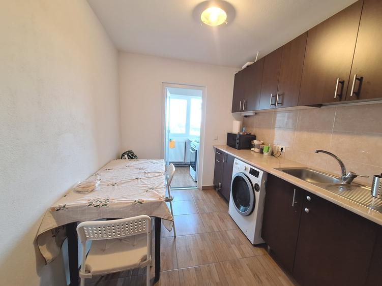 Apartament cu 2 camere decomandat, mobilat în Freidorf