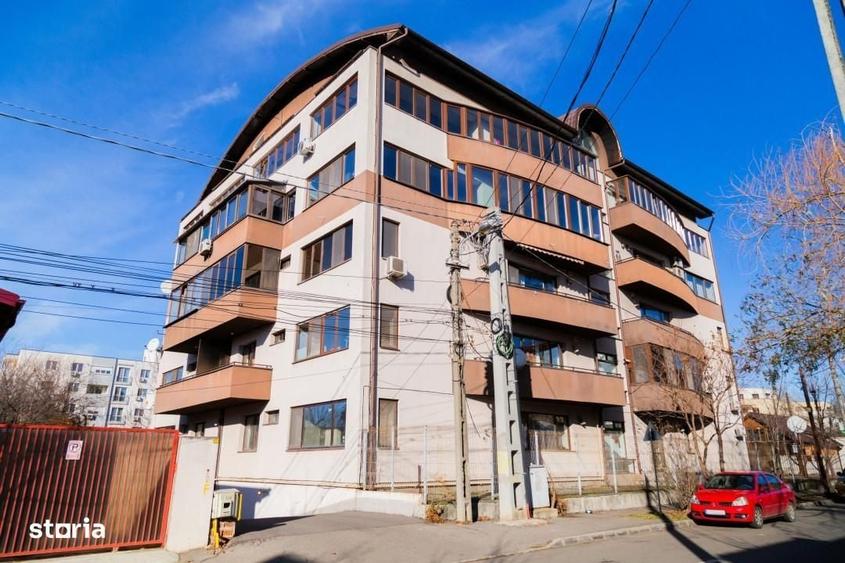 Apartament cu 3 camere în Străulești