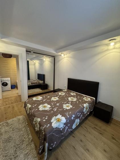 Apartament cu 2 camere decomandat în Tunari