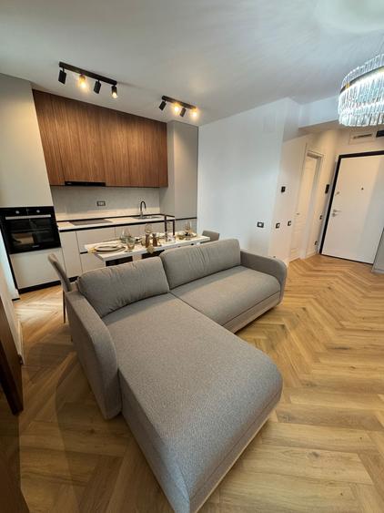 Apartament cu 2 camere semidecomandat în Pipera