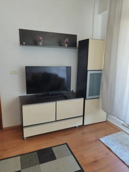 Apartament cu 2 camere decomandat în UTA