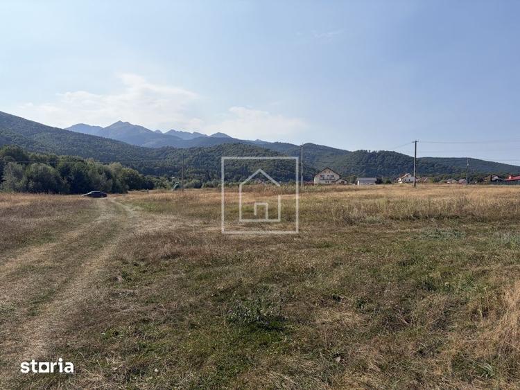 Teren de vanzare in zona turistica Sambata de Sus Jud Brasov - 3