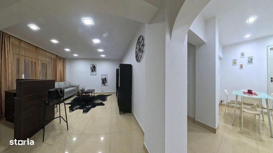 Apartament cu 3 camere decomandat în Berceni