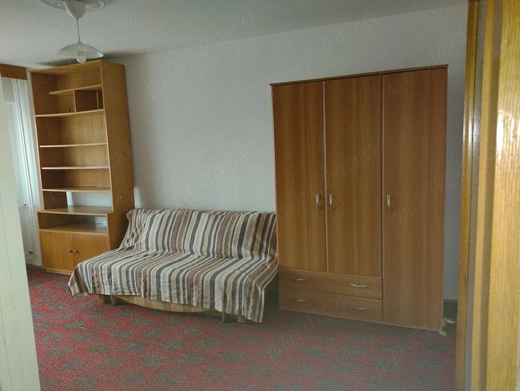 Apartament cu 2 camere decomandat în Panduri