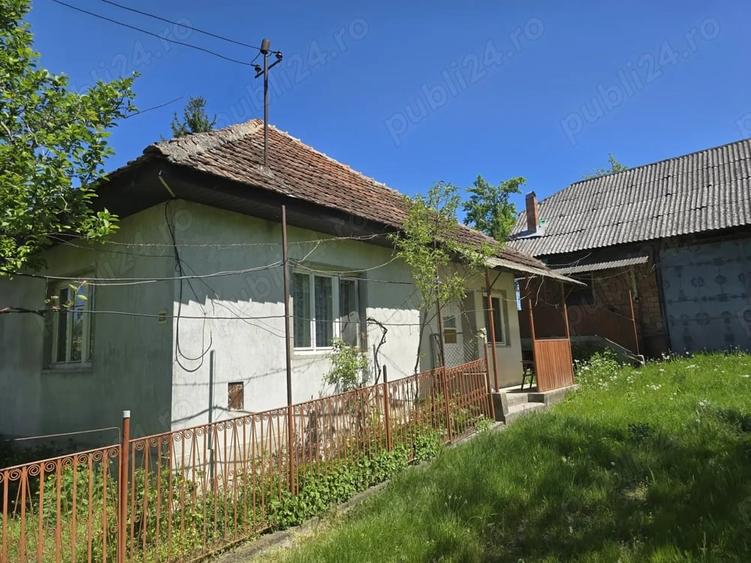 Casă cu Teren 33 Mp în Central