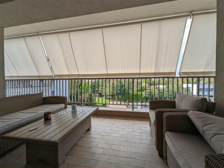 Apartament cu 3 camere semidecomandat, mobilat în Pipera