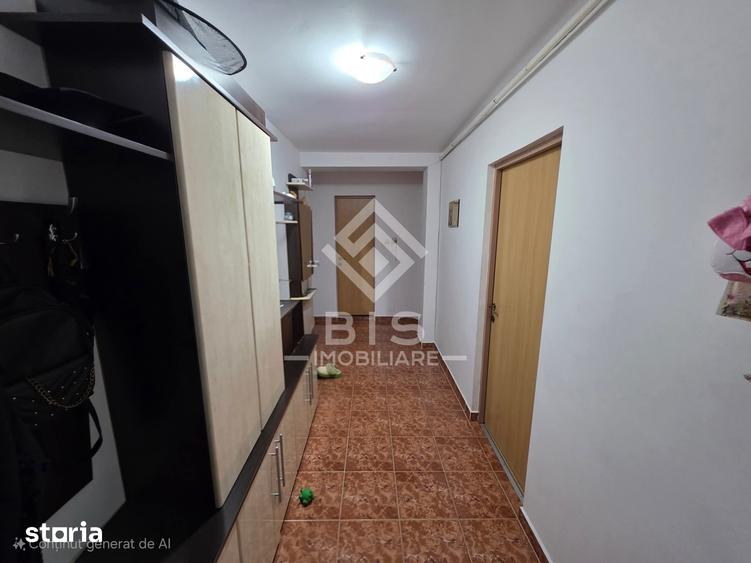 Apartament cu 3 camere decomandat în Cetății