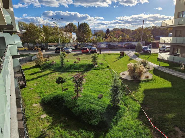 Apartament cu 2 camere nedecomandat, mobilat în Rulmentul