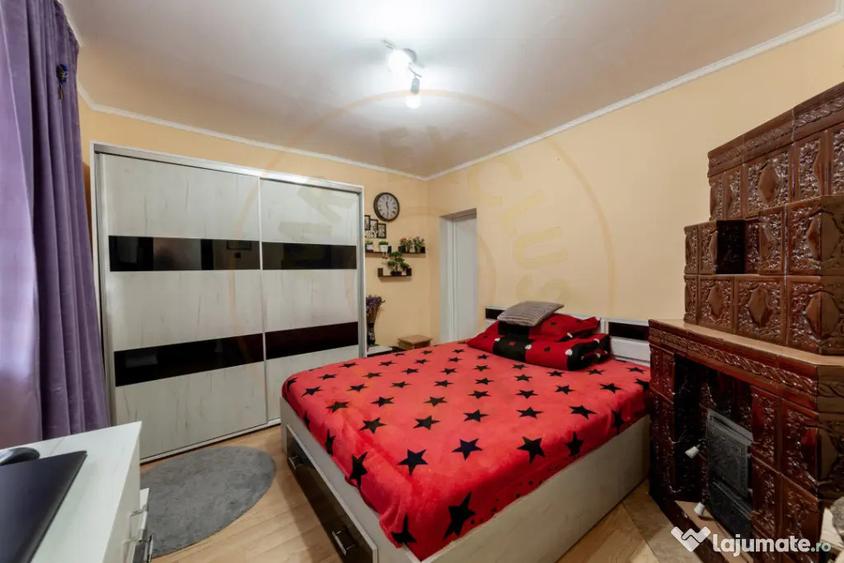 Casă cu 4 camere cu Teren 2594 Mp în Ștefănești