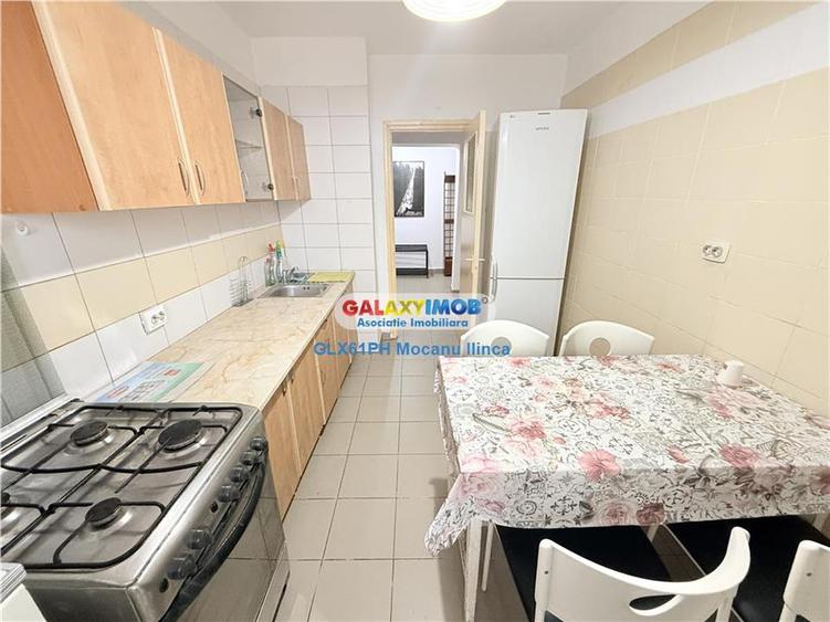 Apartament cu 4 camere decomandat, mobilat în Republicii