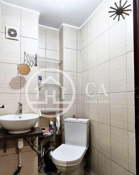 Apartament cu 4 camere decomandat în Rogerius