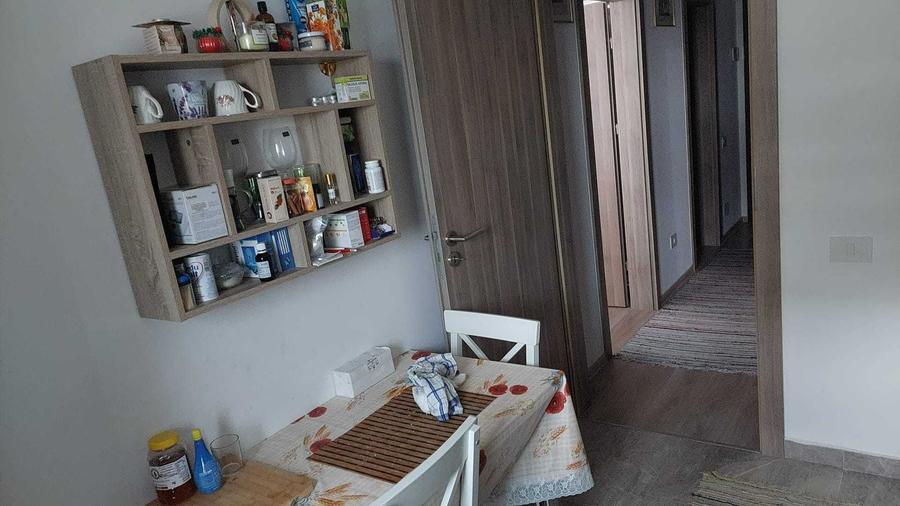 Garsonieră decomandată în Central