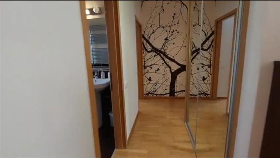 Apartament cu 3 camere decomandat, mobilat în Aviatorilor