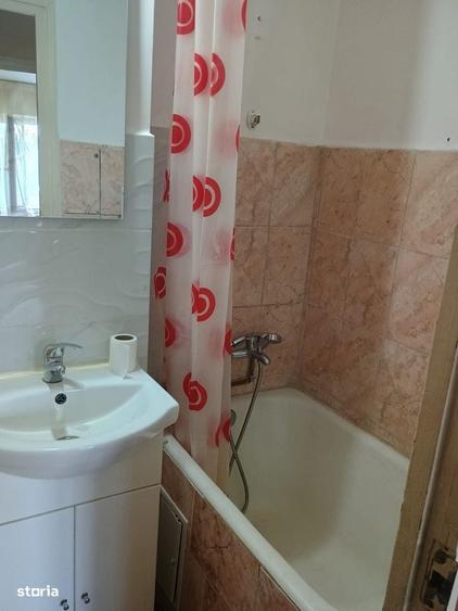 Apartament cu 2 camere decomandat în Decebal