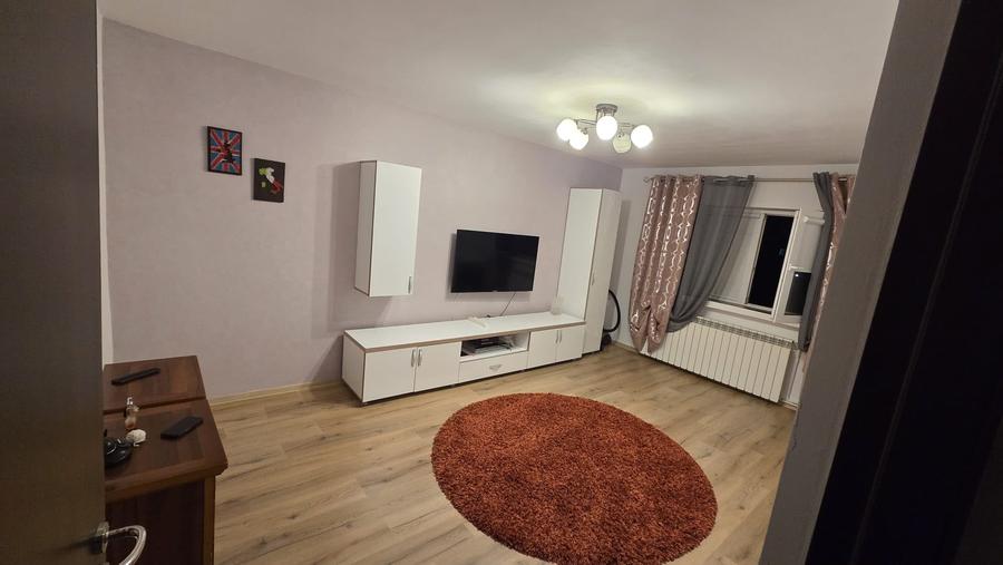 Apartament cu 2 camere decomandat în Sud