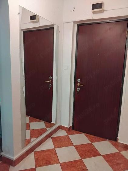Apartament cu 2 camere semidecomandat, mobilat în Dristor