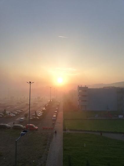 Apartament cu 3 camere semidecomandat în Florești