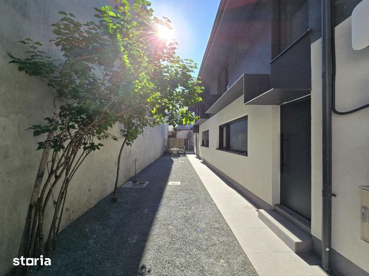 Casă cu 6 camere cu Teren 200 Mp în Ștefan cel Mare