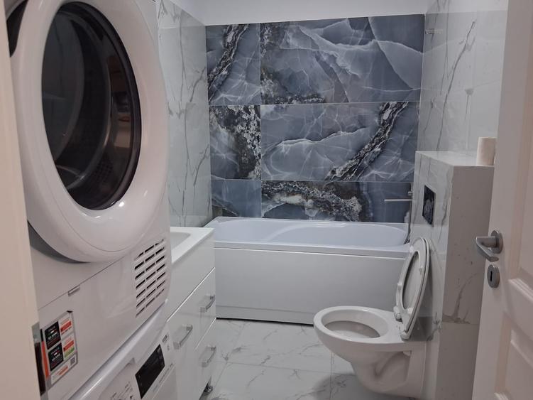 Apartament cu 2 camere decomandat în Cug