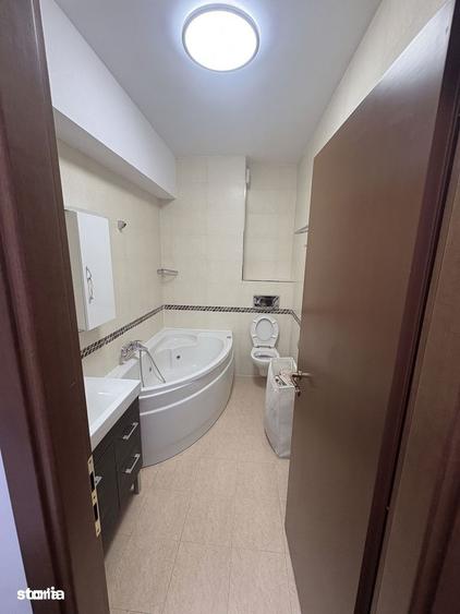 Apartament cu 3 camere decomandat în Grozăvești