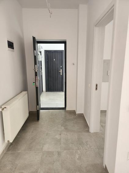 Apartament cu 2 camere decomandat în Haliu