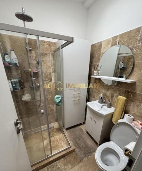 Apartament cu 2 camere decomandat, mobilat în Berceni