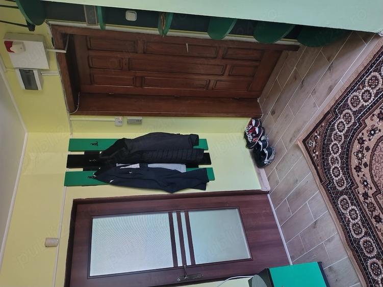 Apartament cu 3 camere decomandat în Săsar