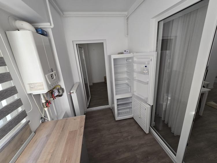 Apartament cu 2 camere decomandat în 13 Septembrie