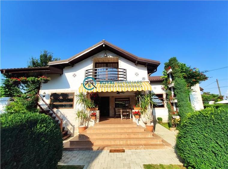 Casă individuală cu 5 camere cu Teren 4800 Mp în Bucov