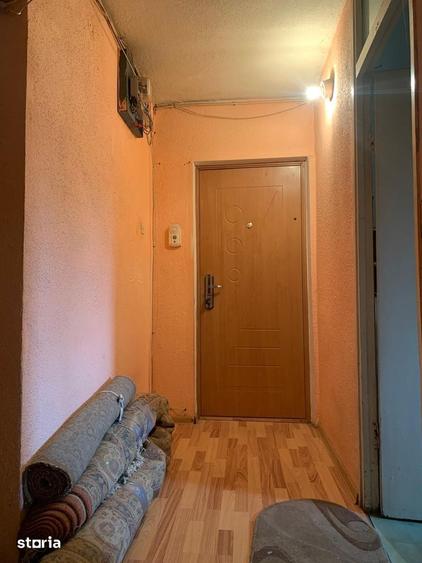 Apartament cu 4 camere decomandat în Dâmbul Rotund