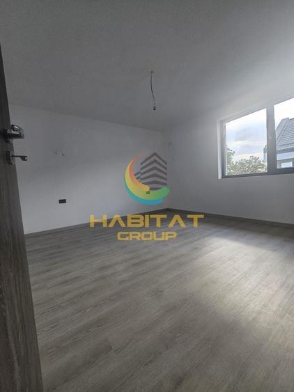 Duplex cu 3 camere cu Canalizare în Central
