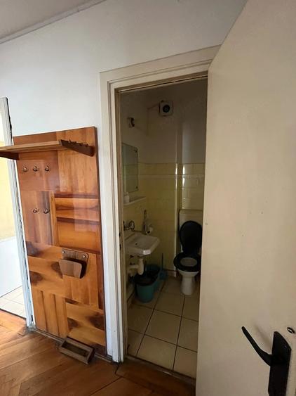 Apartament cu 4 camere decomandat în Bălcescu