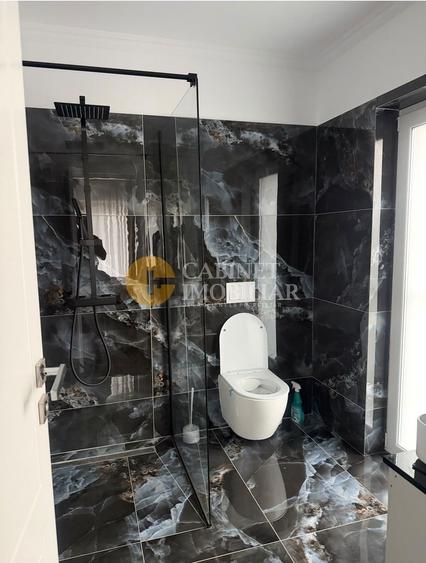 Casă individuală cu 4 camere cu Canalizare în Valea Adâncă