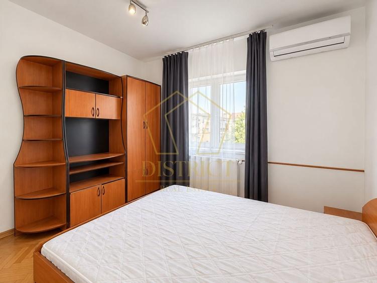 Apartament cu 2 camere semidecomandat, mobilat în Soarelui