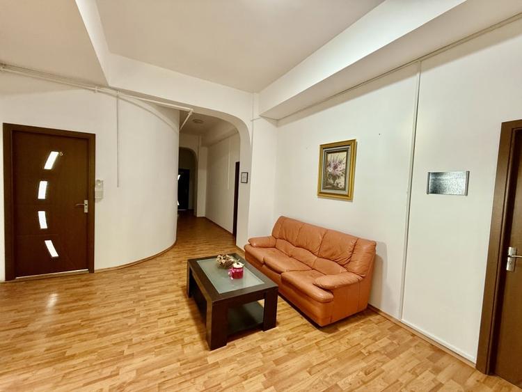 Spatii birouri centru vis-a-vis de Tomis Mall cu utilitati incluse - 2