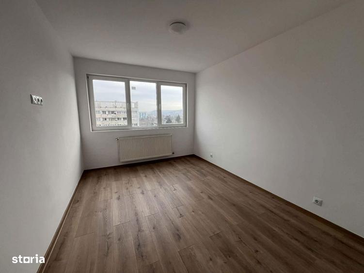 Apartament cu 2 camere decomandat în Aleea Carpați