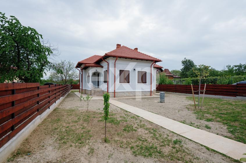 Casă individuală cu 4 camere cu Canalizare în Ștefănești
