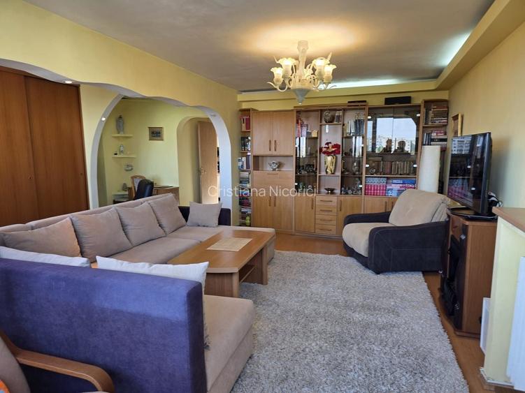 Apartament de închiriat cu 2 camere – Drumul Taberei, lângă metrou Râul Doamnei