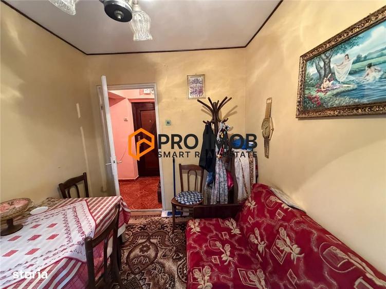 Apartament cu 3 camere decomandat în Central
