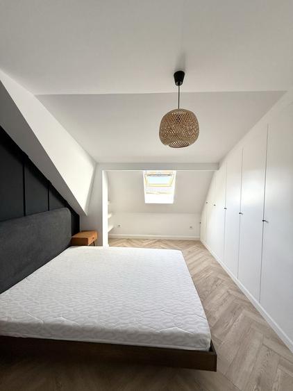 Apartament cu 3 camere decomandat în Florești