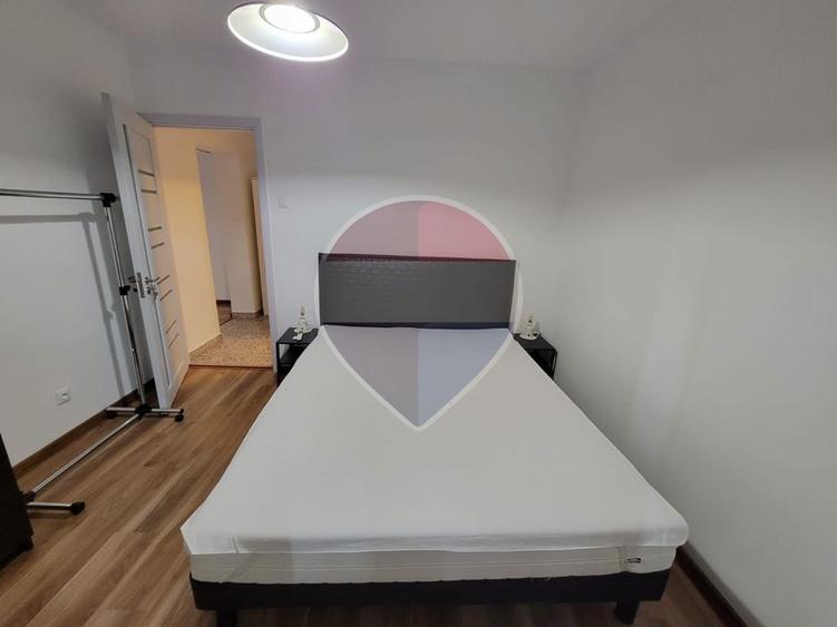Apartament cu 2 camere semidecomandat, mobilat în Moșilor