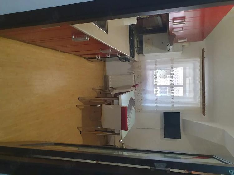 Apartament cu 2 camere decomandat în Florești