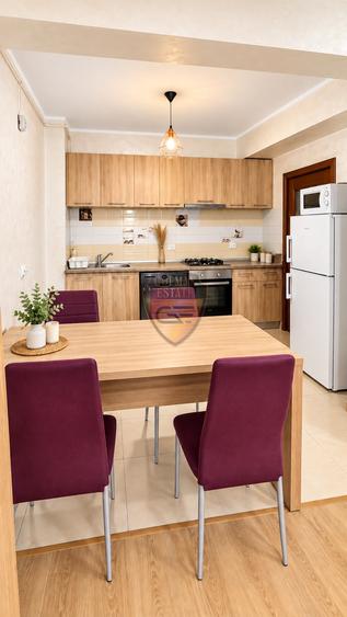 Apartament cu 2 camere decomandat, mobilat în City Park Mall