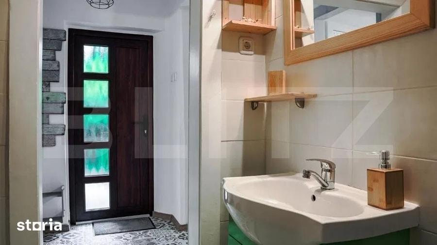 Apartament cu 2 camere semidecomandat, mobilat în Central — fotografia 3